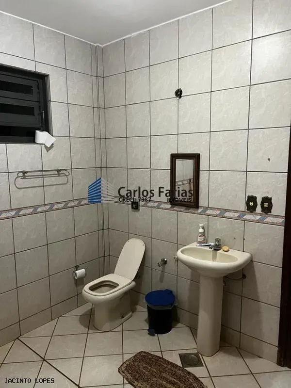 04de5902-60c3-4196-b398-ff20fee1a10a-102fed95-4773-4d44-85b3-d7e94cfe04a2.webp