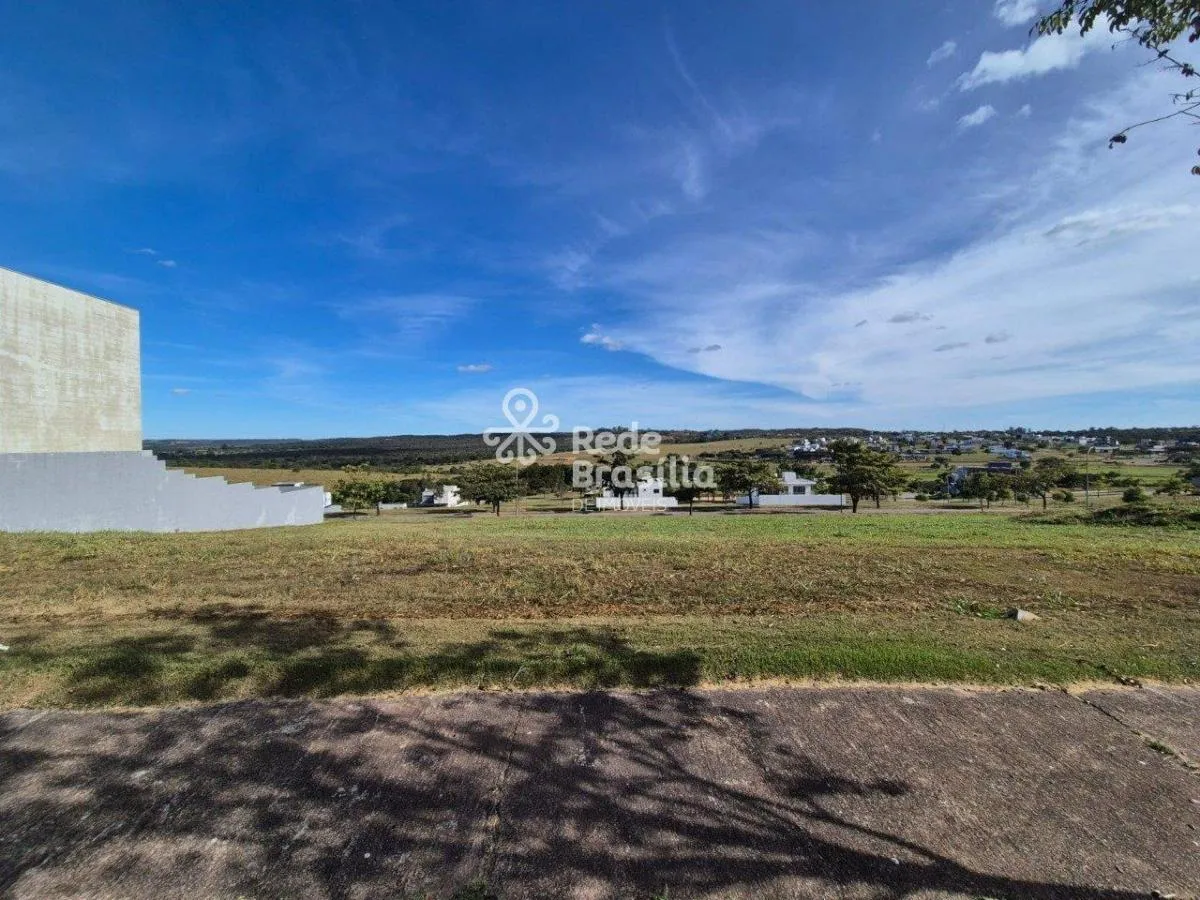 0757ba2d-e93a-4434-8004-9318e939c8d0-769b2819-0001-480f-88e4-69b367760bba.webp