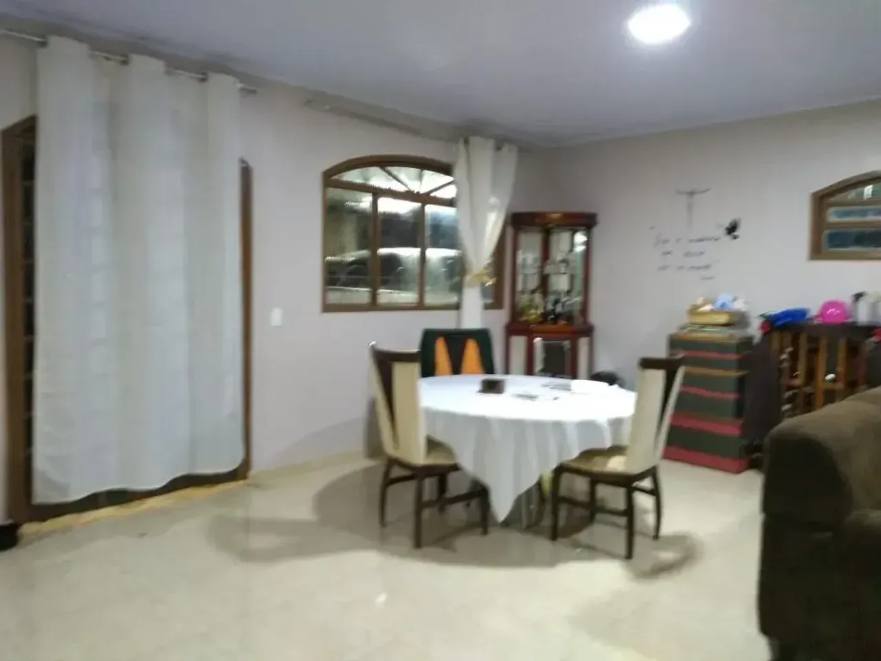 a34ae492-046e-4319-96ac-e279ce1173e2-2b37be05-93d4-43e7-8c74-d01318e5bdf3.webp